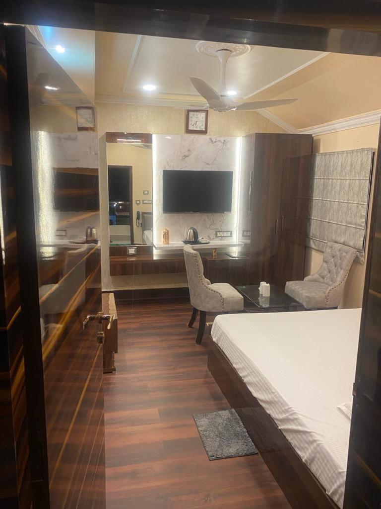 New Mouchak Hotel & Resorts Tajpur Εξωτερικό φωτογραφία