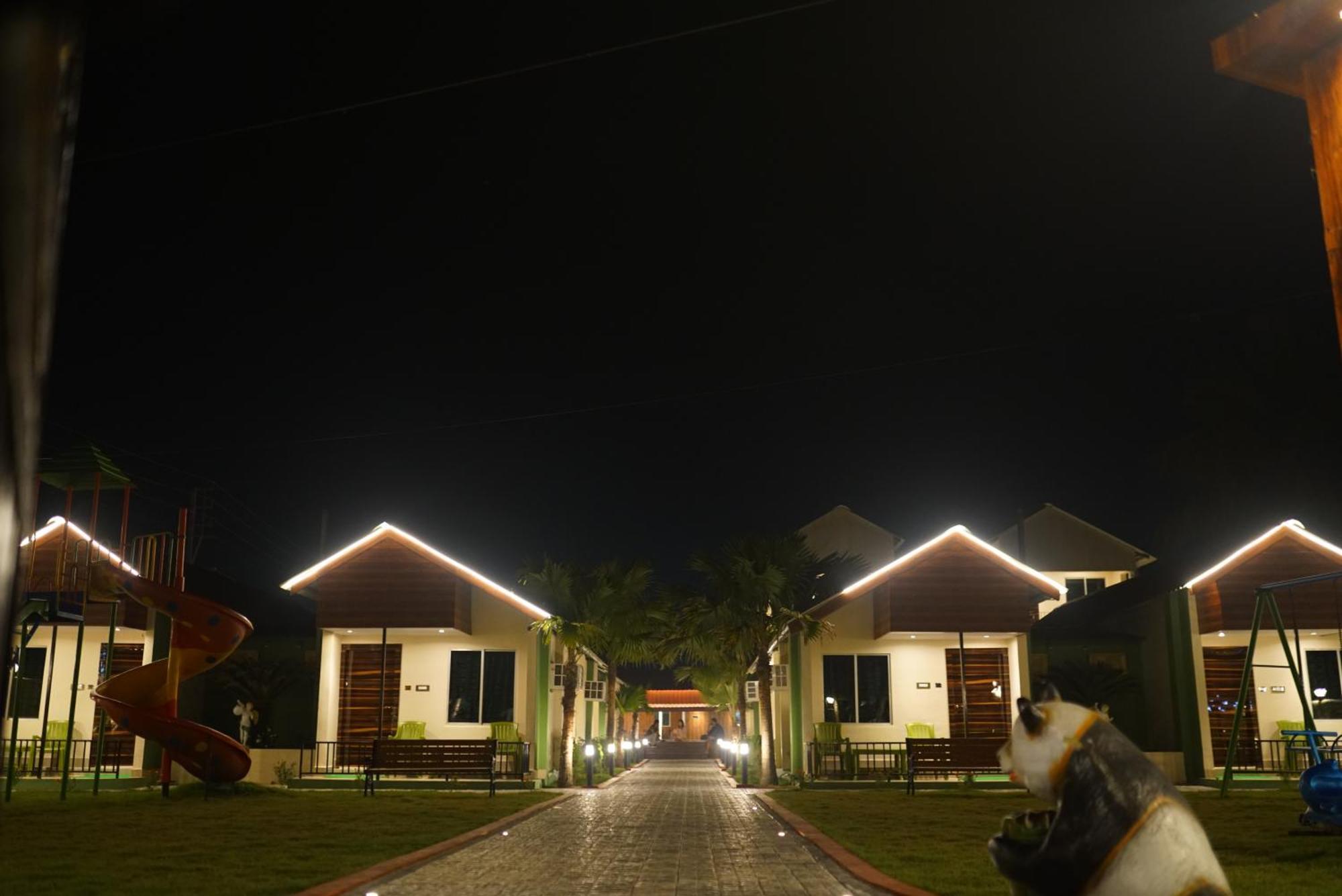 New Mouchak Hotel & Resorts Tajpur Εξωτερικό φωτογραφία